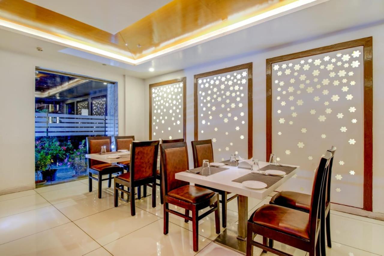 Hotel Lorven Visakhapatnam Ngoại thất bức ảnh