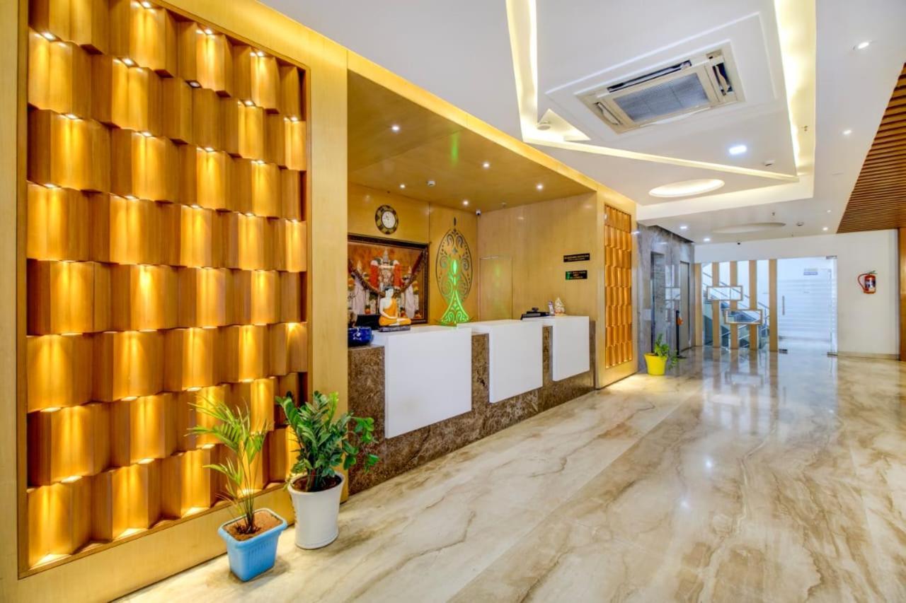 Hotel Lorven Visakhapatnam Ngoại thất bức ảnh